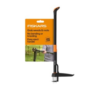 Fiskars 4-Claw Stand Up Weed Puller Tool, Gardening Hand Weeding Tool with 39" Long Ergonomic Handle with Easy-Eject Mechanism